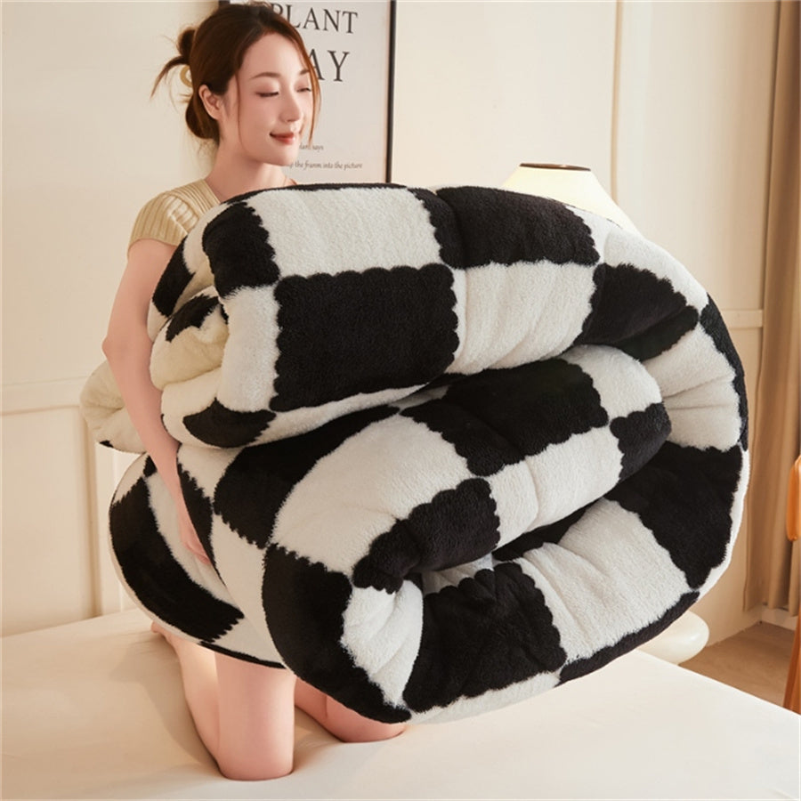 Zeitgemäße Karierte Fleece-Bettdecke – Warm & Stilvoll