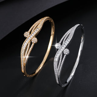 Stylisches und Trendiges Damen Armband mit Zirkonia