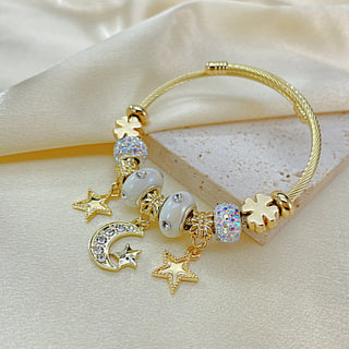 Elegantes Verstellbares Armspangen-Armband mit Himmelsmotiven