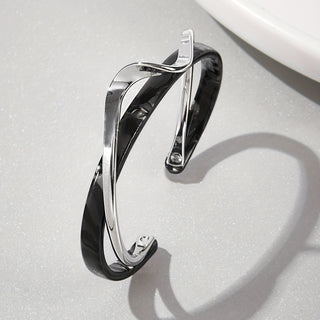 Vergoldetes Wellenförmiges 18K Cuff-Armband – Minimalistische Eleganz