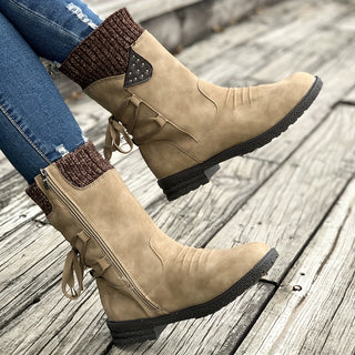 Damenstiefel aus Strick und Kunstleder
