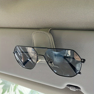 Auto Mode Brillenhalter