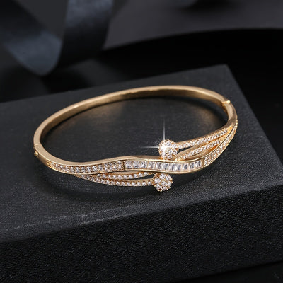 Stylisches und Trendiges Damen Armband mit Zirkonia