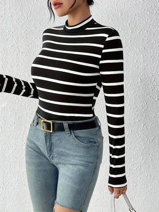 Gestreifter Rollkragen Pullover – Langarm, Schmaler Schnitt, Elegant