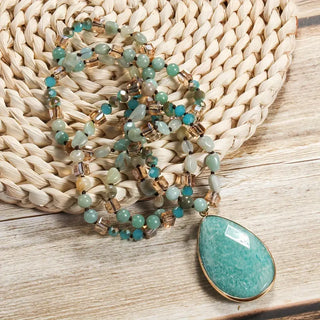 Elegante Boho-Kette mit Natursteinen & Türkis-Anhänger