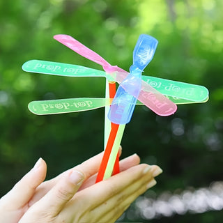 Plastik-Libellen-Flugspielzeug – Spaß für Groß und Klein!