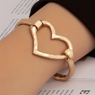 Einfaches Geometrisches Herz Open Cuff Armband – Stilvoll & Vielseitig